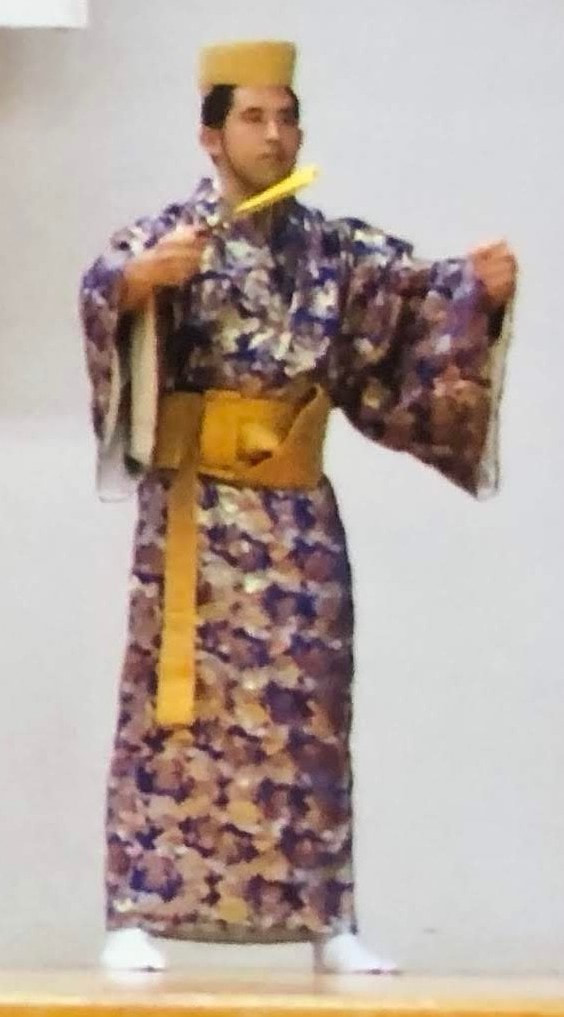 Rob Kajiwara kajiyadifu classical Ryukyu dance, November 2017