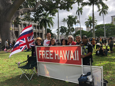 Rob Kajiwara, with the Free Hawaii campaign at Iolani Palace, peace protest, with H.E. Leon Siu