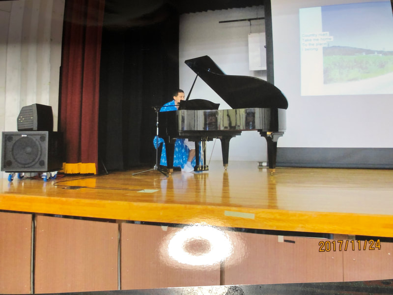 Rob Kajiwara piano performance Okinawa November 2017